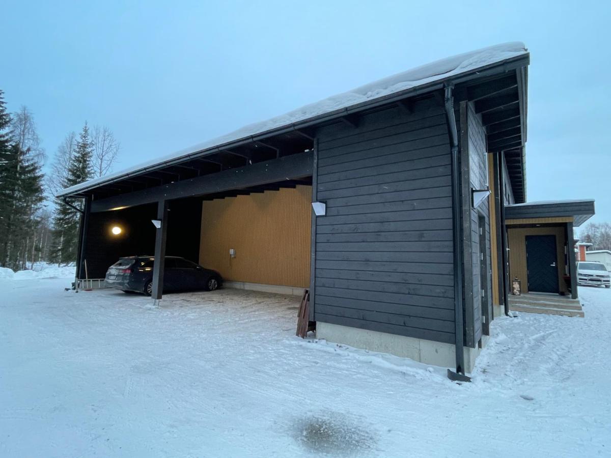 דירות רובניימי Nordic Wooden House מראה חיצוני תמונה