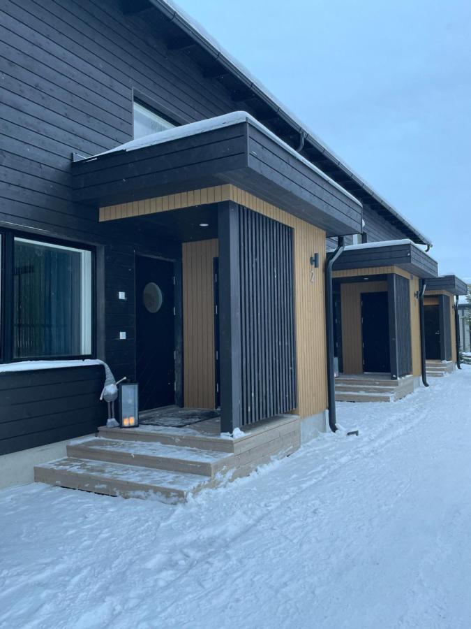 דירות רובניימי Nordic Wooden House מראה חיצוני תמונה